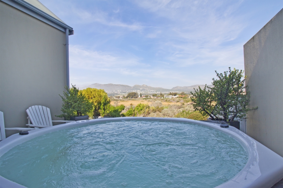 4 Bedroom Property for Sale in Chapman